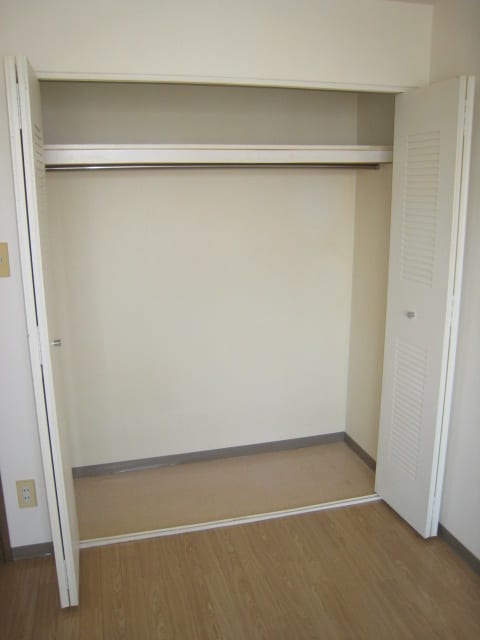 収納 二十四軒ライフシティ