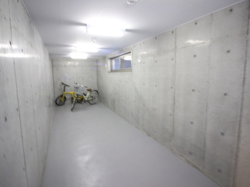 駐輪場 フェリオ中島公園