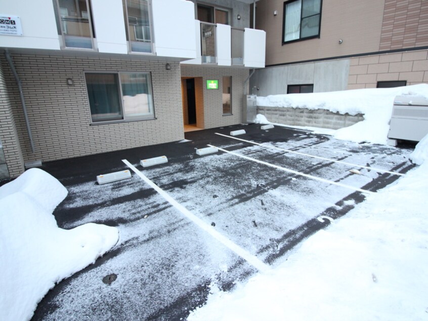 駐車場 フェリオ中島公園