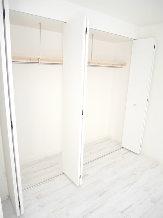 収納 エスタヴィエ円山