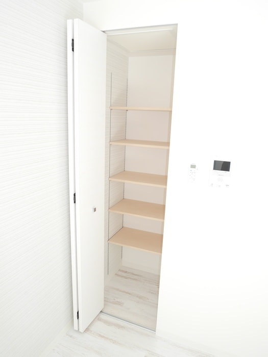 収納 エスタヴィエ円山