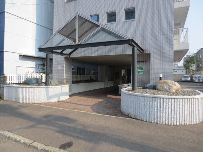 エントランス部分 ＡＳＫＡ　Ｍ´ｓ　１７