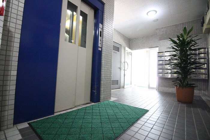 エントランス部分 マンションパレみやざき