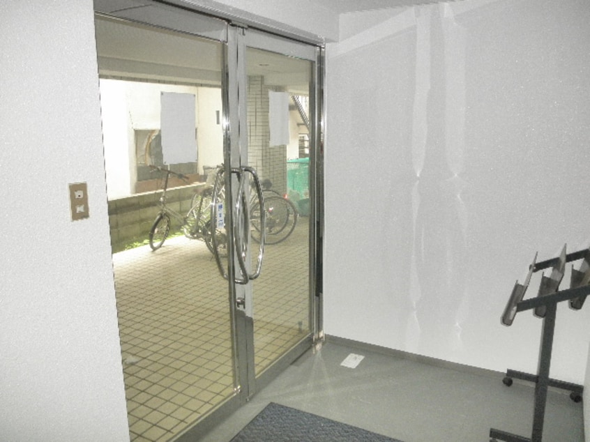 エントランス部分 セ－フウェイ本郷