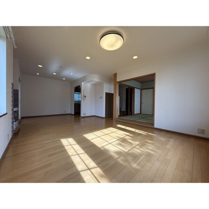 居室 あいの里１－３戸建