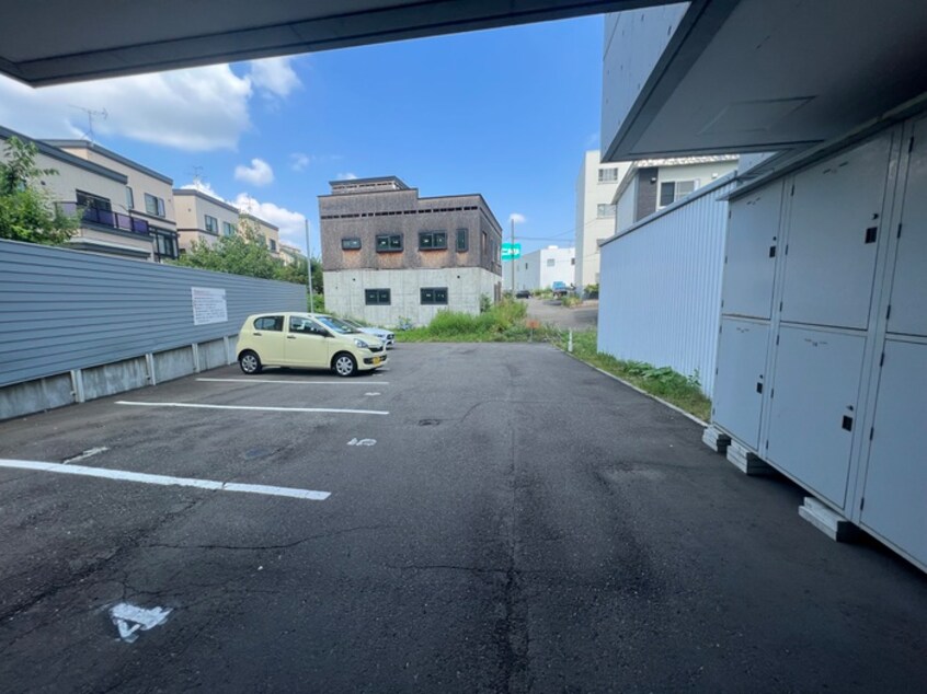 駐車場 アパネス新さっぽろ