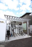 駐輪場 blanc de blancs