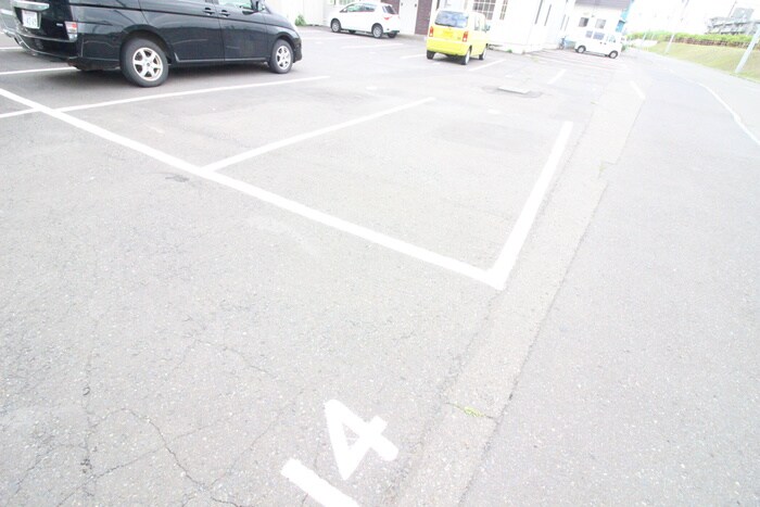 駐車場 カ－ムハウスⅠ