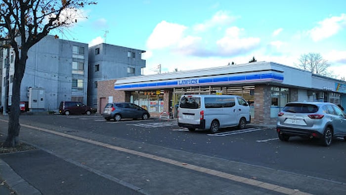 ローソン 札幌前田９条店(コンビニ)まで110m ３Ｒ、ｓ