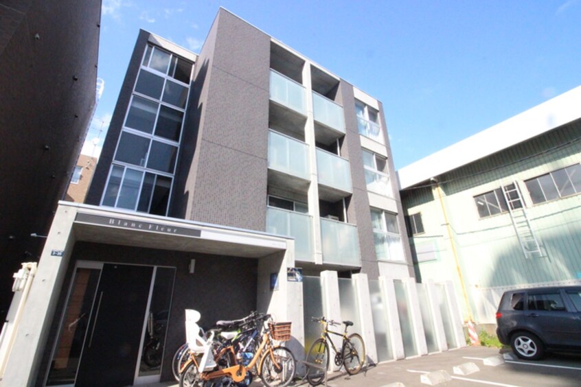外観写真 ブランフルール南郷
