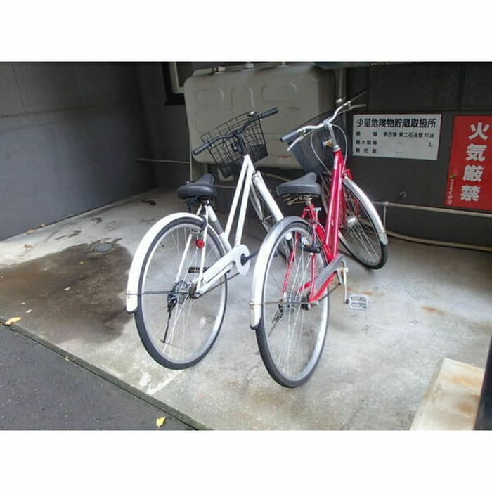 駐輪場 サンライト南5条