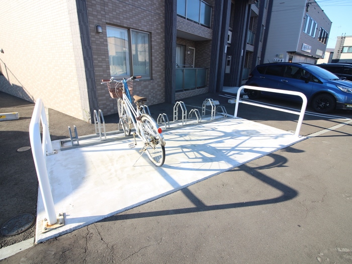 駐輪場 グランメール　シュシュ