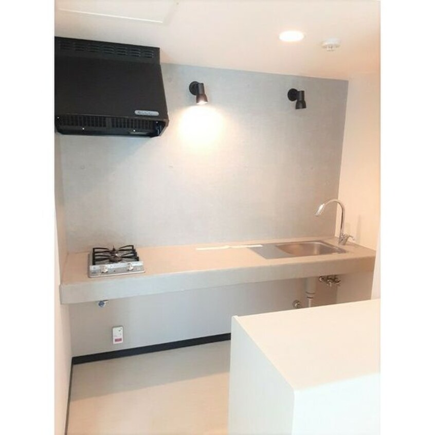 玄関 ドゥエ　カーサ　コモド