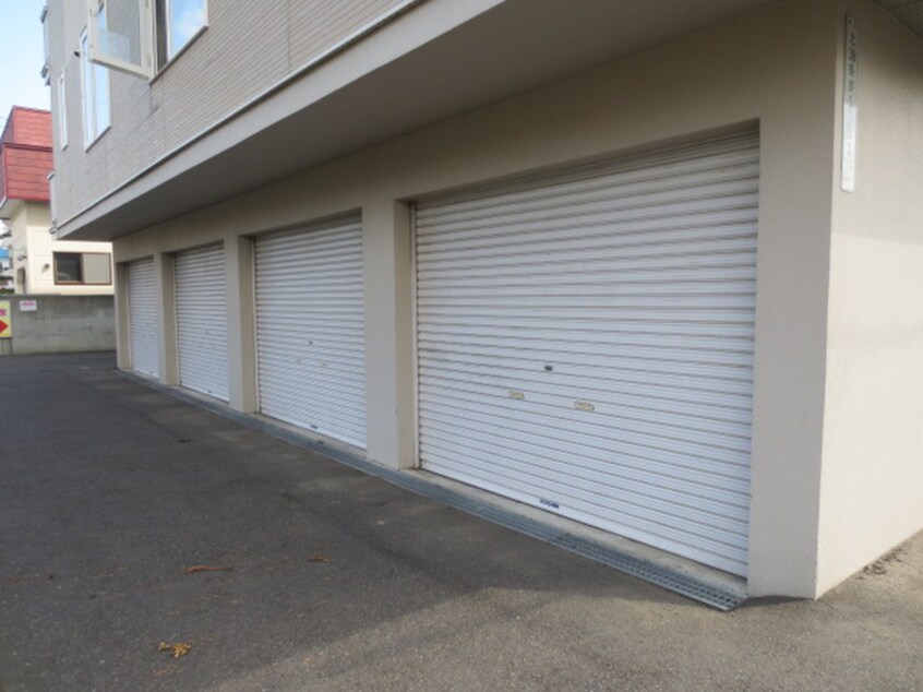 駐車場 カ－ネガット