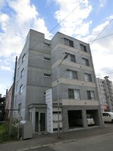 リ－ブルノ－ル