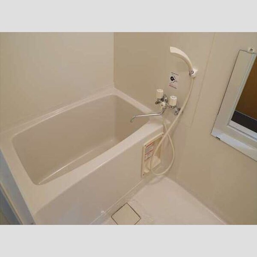 バス／シャワールーム等 Flat Carrera