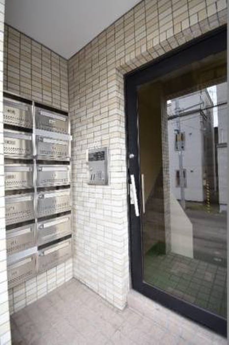 エントランス部分 カーサ・エムズ