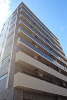 スペチアーレ伏見ＷＥＳＴの外観