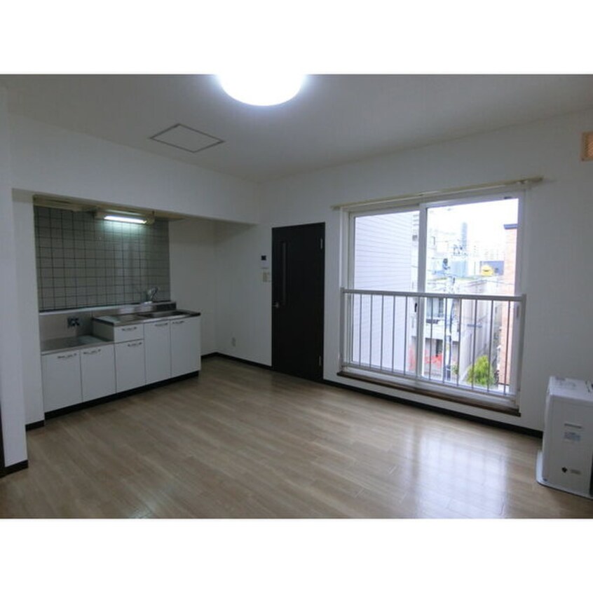 居室 ＢＥ　ＣＬＵＢ