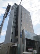 プライムコート山鼻の外観