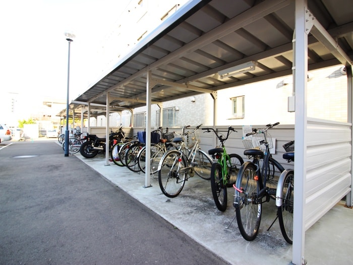 駐輪場 アビタ西町