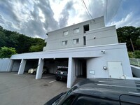 クレアシオン宮の丘