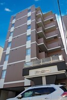 トロイメライ伏見の外観