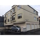 フォート・デルッシ新発寒の外観