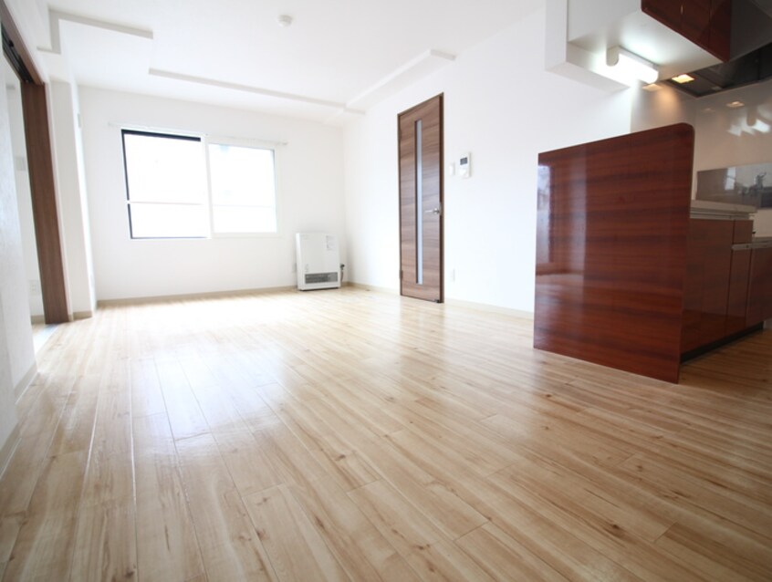 居室 リリ円山北４