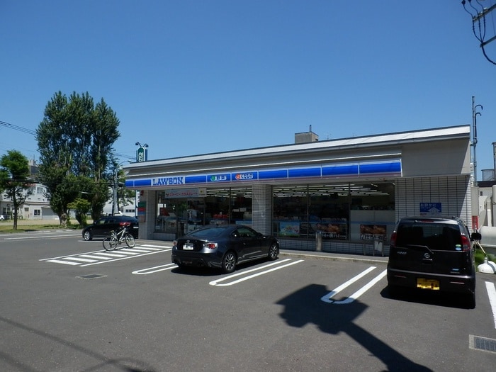 ローソン中央1条4丁目店(コンビニ)まで408m タワ－マンション粕谷Ⅲ