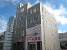 上坂ビルの外観