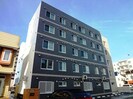 カレラ１４７の外観