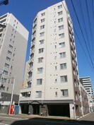 クラッセ知事公館前の外観