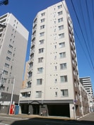 クラッセ知事公館前の外観