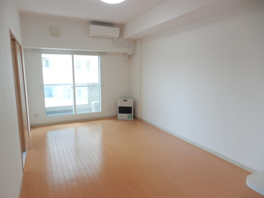 居室 パルティーレ南郷通