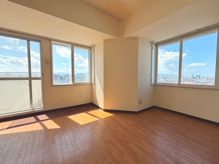 居室 プレサント平和通２