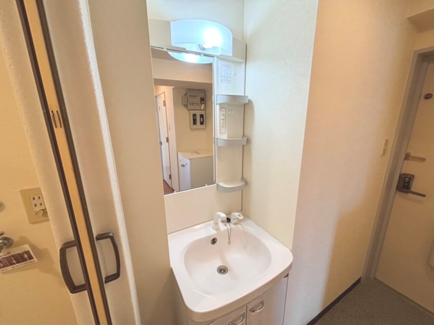 洗面 プレサント平和通２