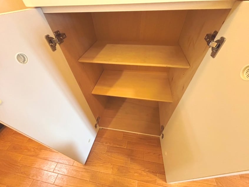 靴箱 プレサント平和通２