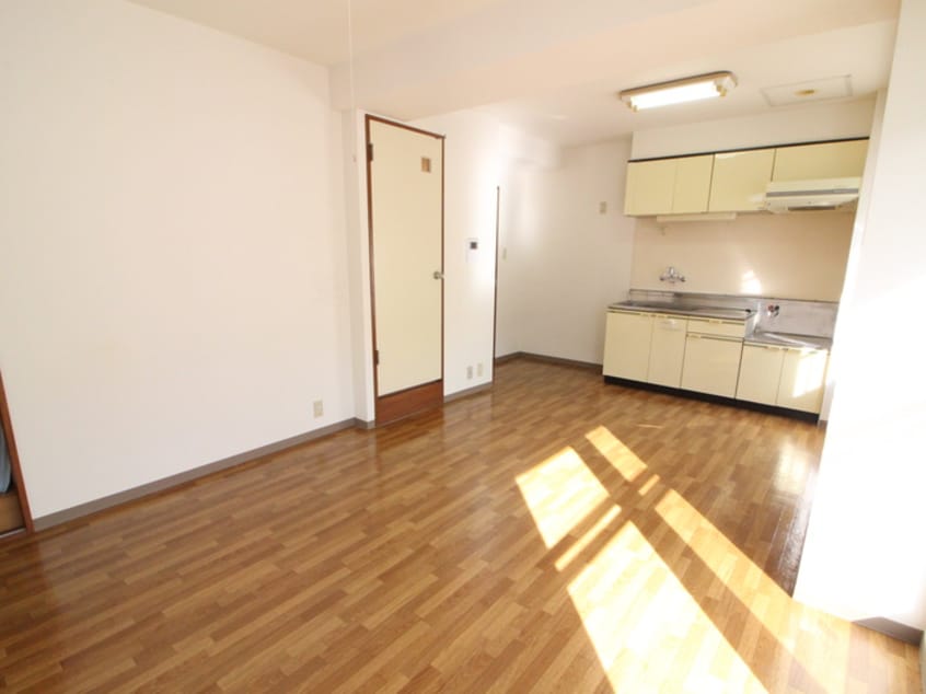 居室 カーサエスティーナ