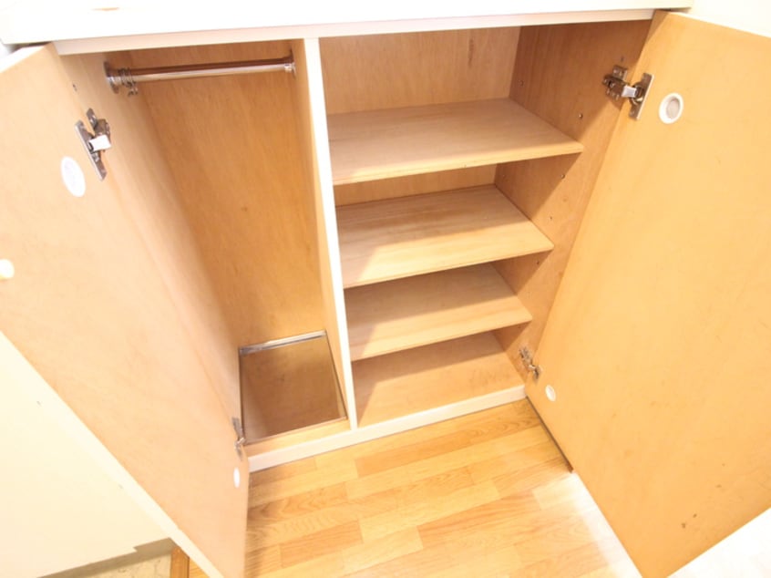 靴箱 カーサエスティーナ