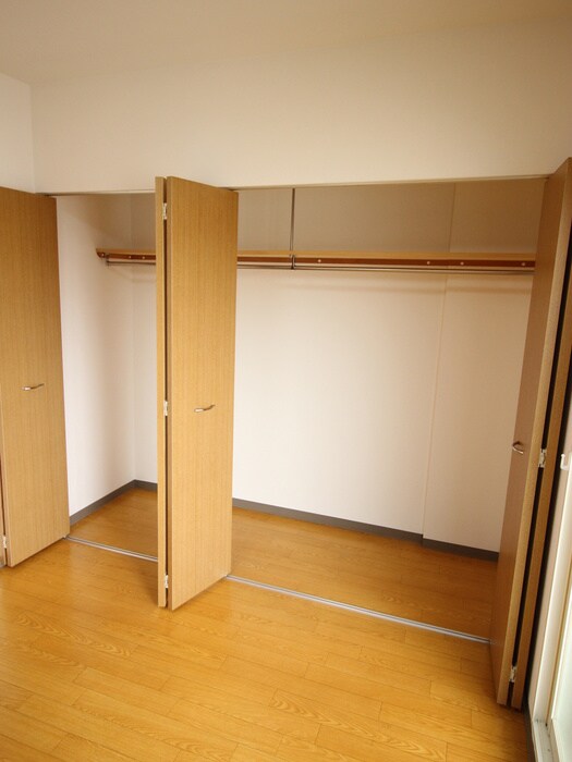 収納 ＫＺ　ＢＬＤ．