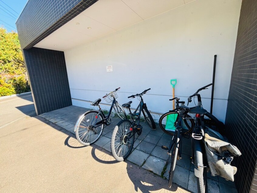 駐輪場 カーサフォレスト北円山