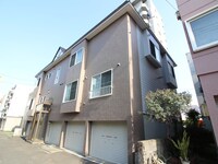 ノヴァ　ワタナベ