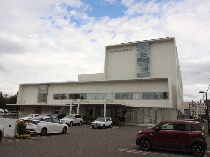 北海道脳神経外科記念病院(病院)まで960m ピアーチェ八軒