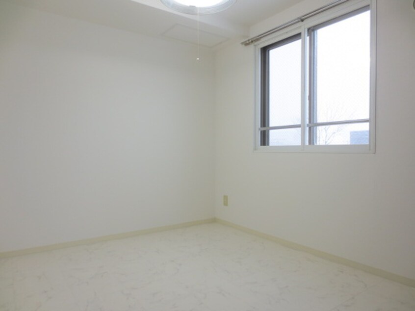 居室 タカライーストヒルズ