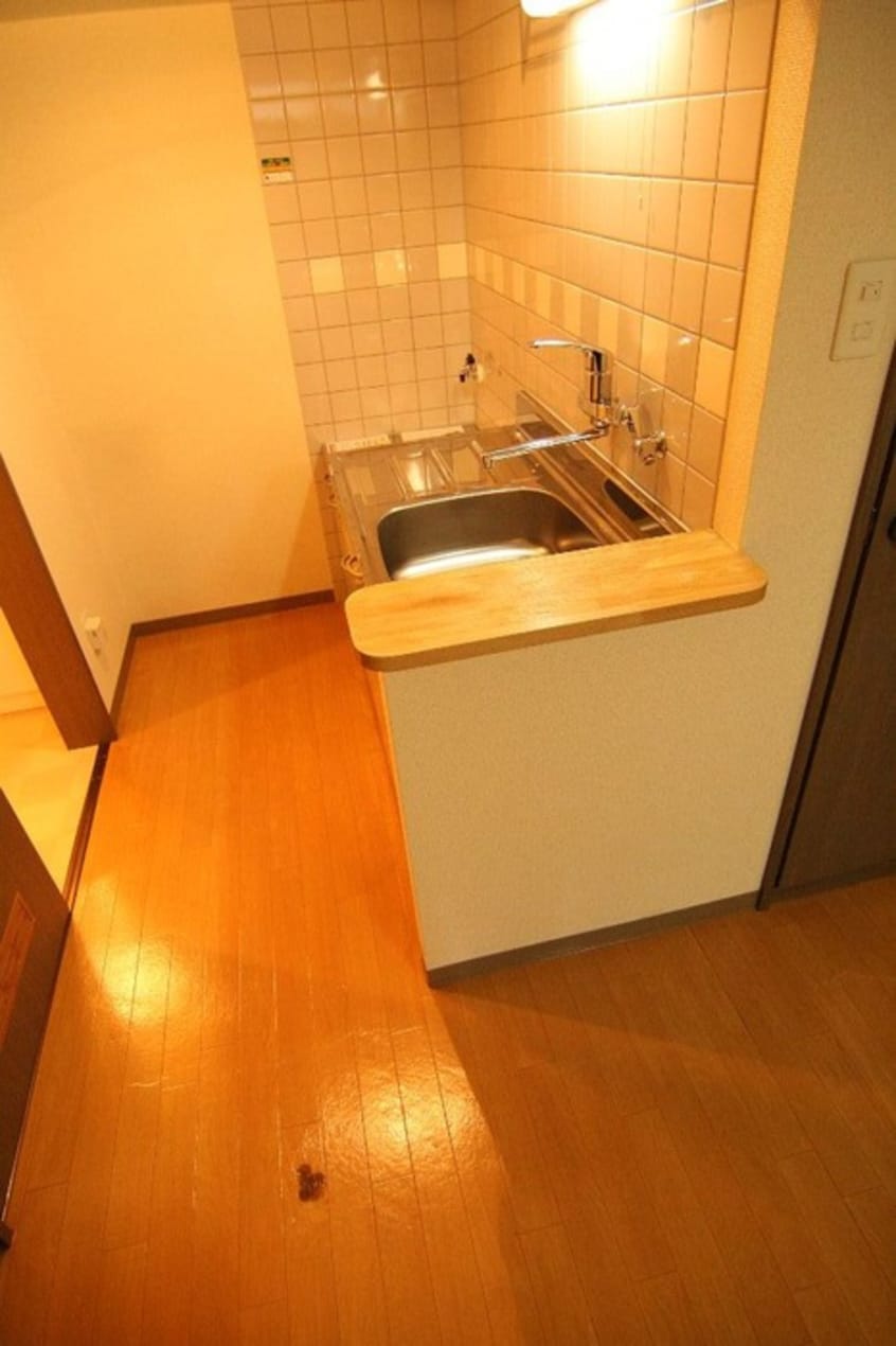 キッチン セントポ－リア拾番館