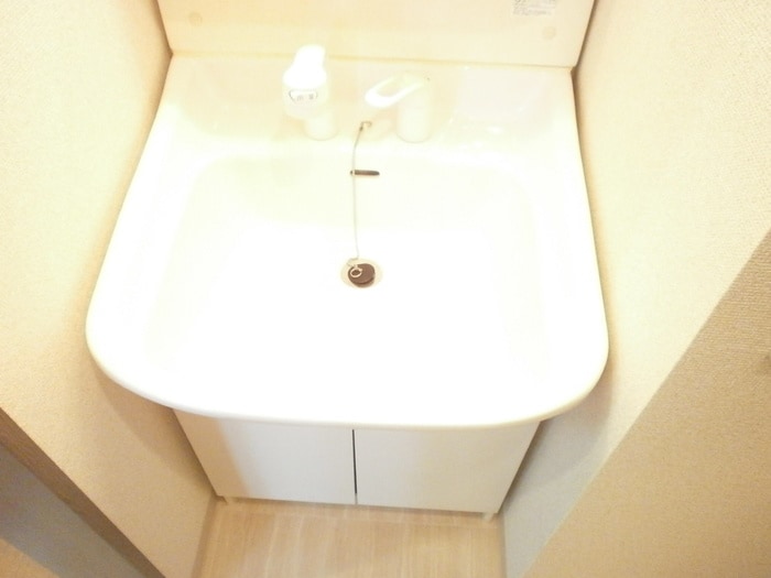 洗面 セントポ－リア拾番館