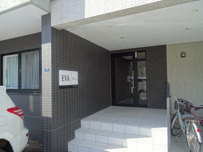 エントランス部分 エヴァ北円山