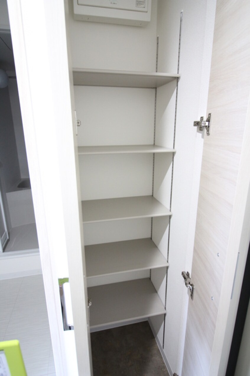 靴箱 エヴァ北円山