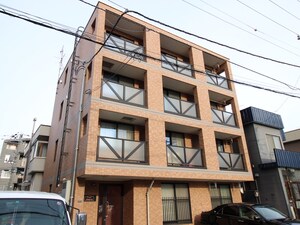 コートアミリア